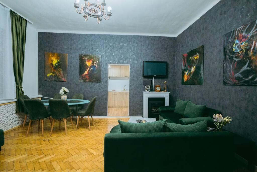 Appartamento House Of Art Bucarest Esterno foto